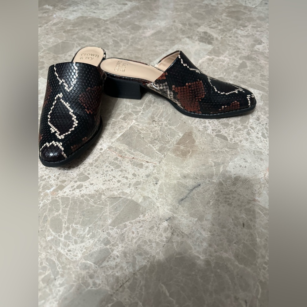 Crown & Ivey Snake Print Shoe.  Worn once, excellent condition, size 7.